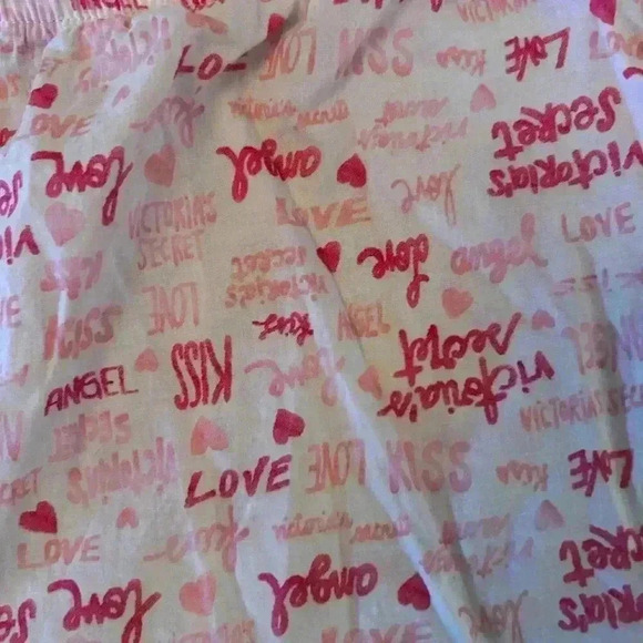 VICTORIA'S SECRET Sleep Shorts Boxer Lounger Size Large Love Hearts Logo Angel - Picture 3 of 7